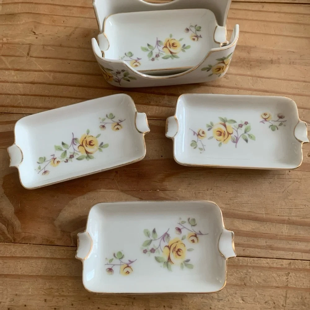 Fred Roberts Nesting Yellow Rose Pattern 4 Ashtray Set Gold Trim Japan VTG 4”